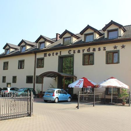 Hotel Czardasz Września Exteriér fotografie