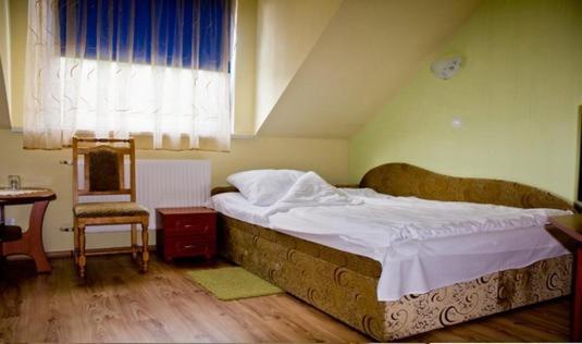 Hotel Czardasz Września Pokoj fotografie