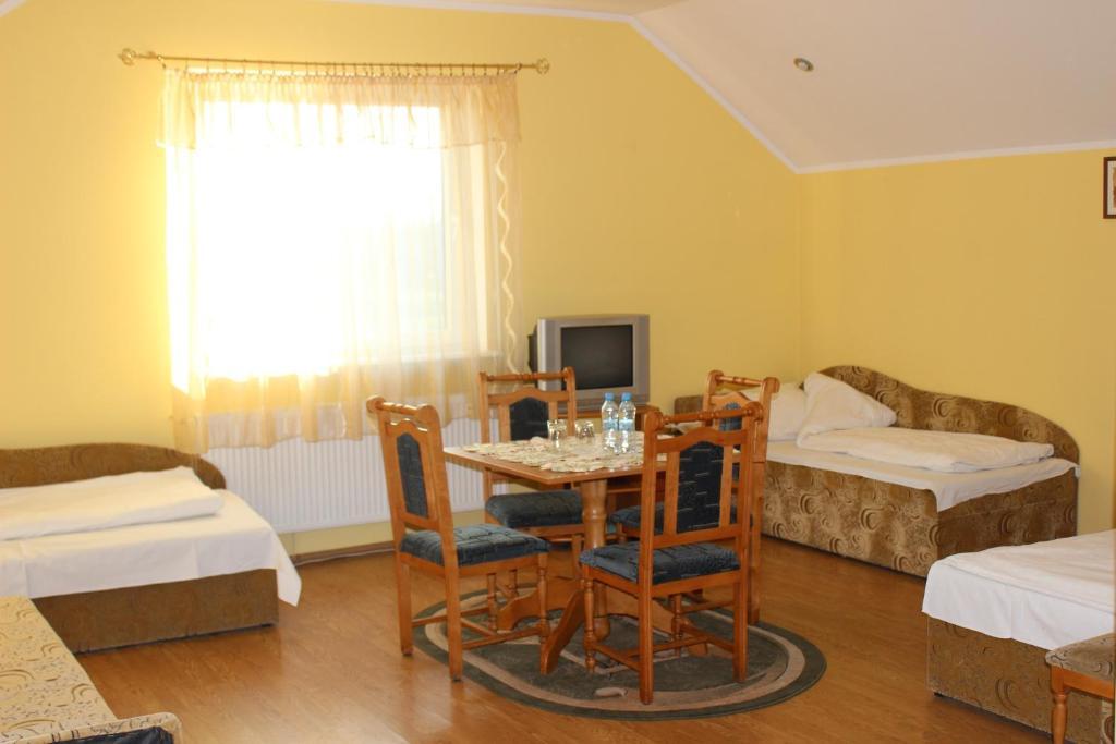 Hotel Czardasz Września Pokoj fotografie