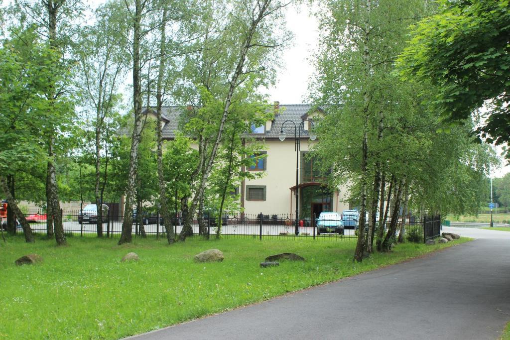 Hotel Czardasz Września Exteriér fotografie